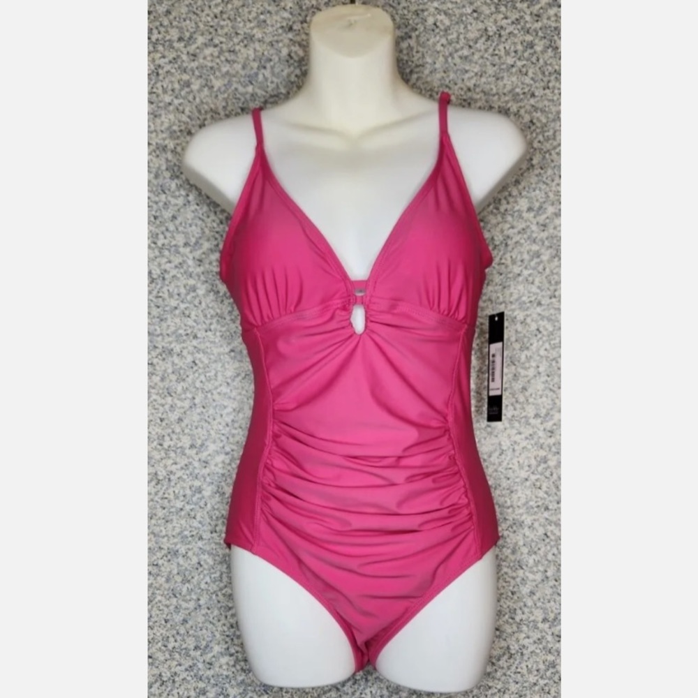 NWT (MSRP $120) Nicole Miller New York Gathered 1 Piece Swimsuit Hot Pink Small